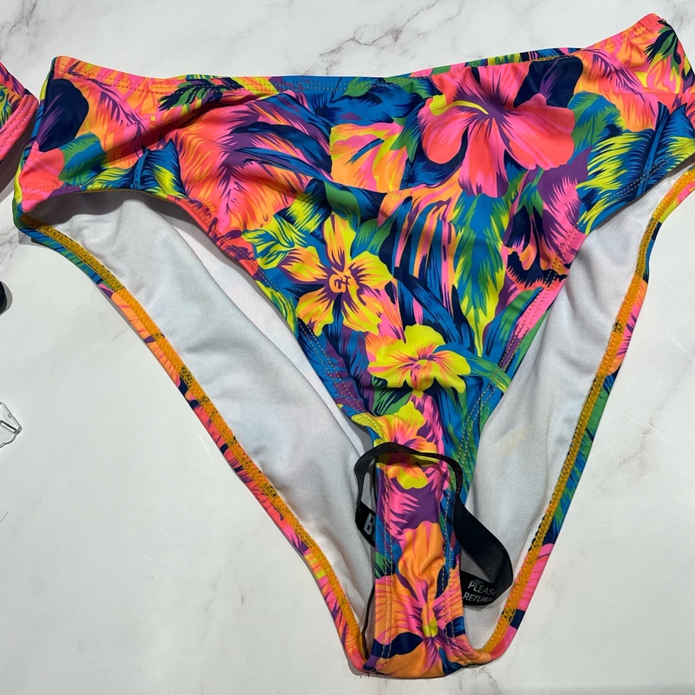 Boohoo Multicolor Tropical Bikini Top - Picture 4 of 6